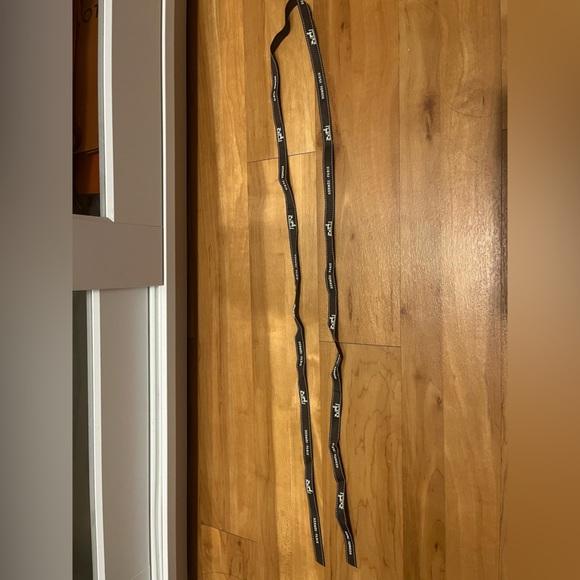 Authentic Hermes gift ribbon - Picture 2 of 3